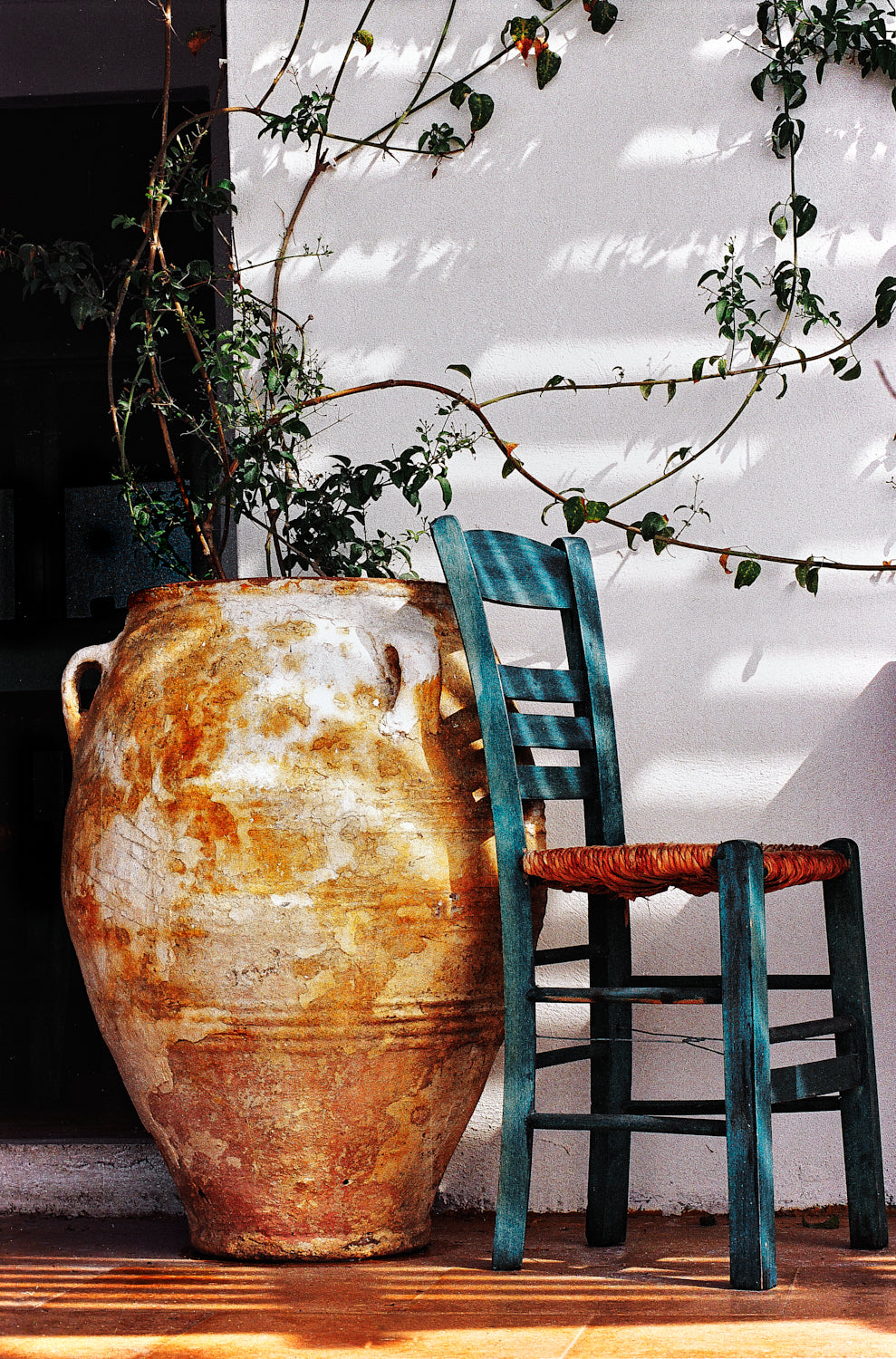 Pot and Chair Santorini